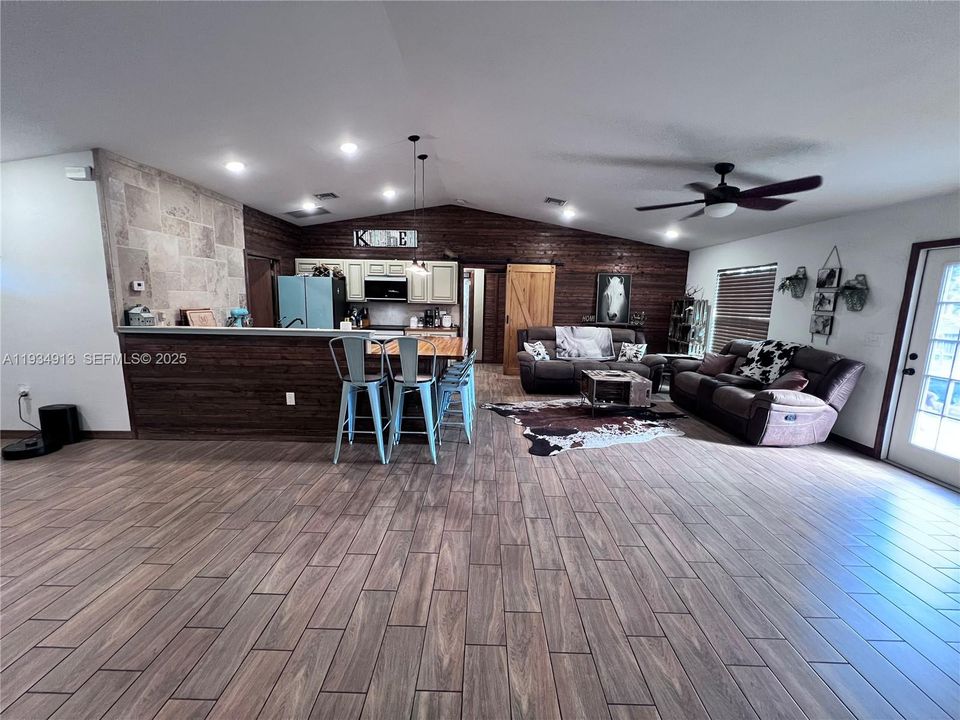 For Sale: $343,999 (3 beds, 2 baths, 0 Square Feet)