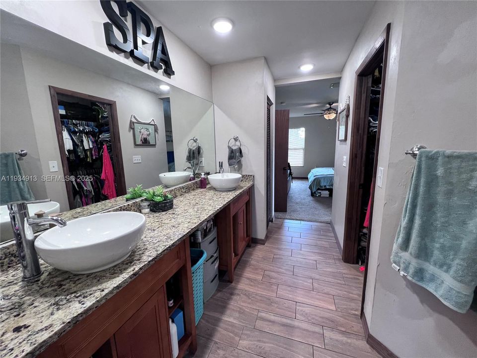 For Sale: $343,999 (3 beds, 2 baths, 0 Square Feet)