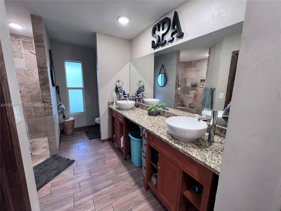 For Sale: $343,999 (3 beds, 2 baths, 0 Square Feet)