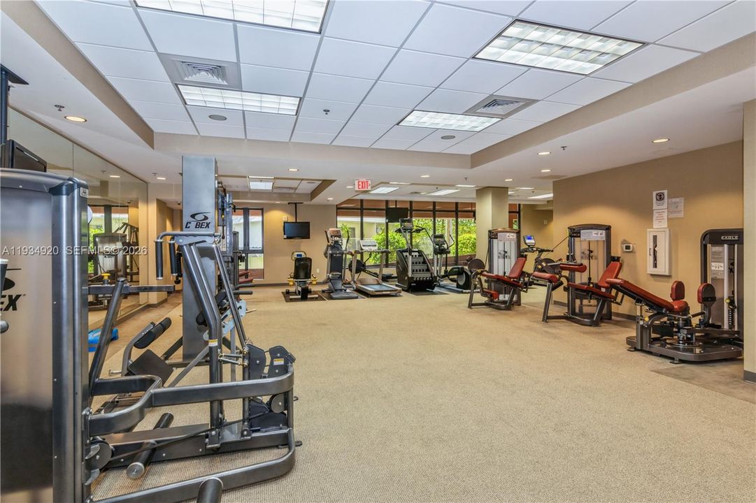 For Sale: $408,000 (2 beds, 2 baths, 1209 Square Feet)