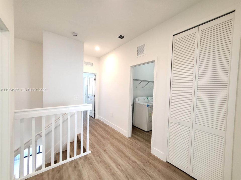 For Rent: $2,400 (3 beds, 2 baths, 0 Square Feet)