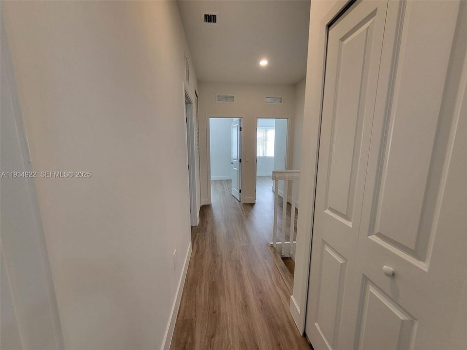 For Rent: $2,400 (3 beds, 2 baths, 0 Square Feet)