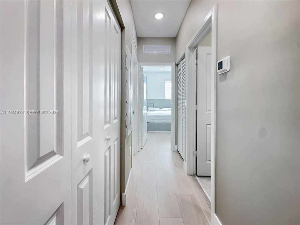 待售: $759,900 (3 贝兹, 2 浴室, 1604 平方英尺)