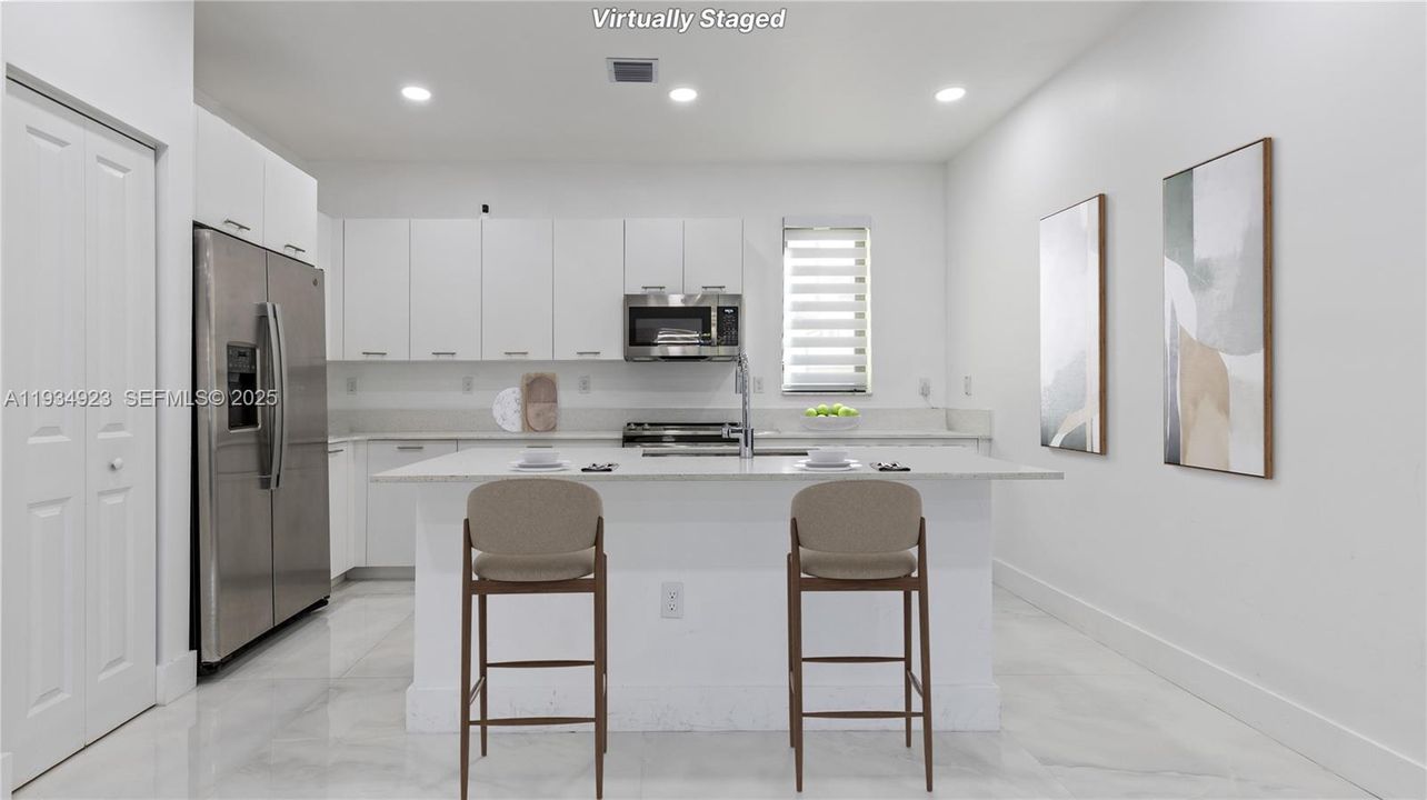 待售: $759,900 (3 贝兹, 2 浴室, 1604 平方英尺)