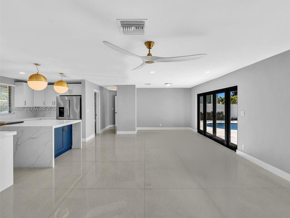 В аренду: $8,000 (2 спален, 2 ванн, 1456 Квадратных фут)