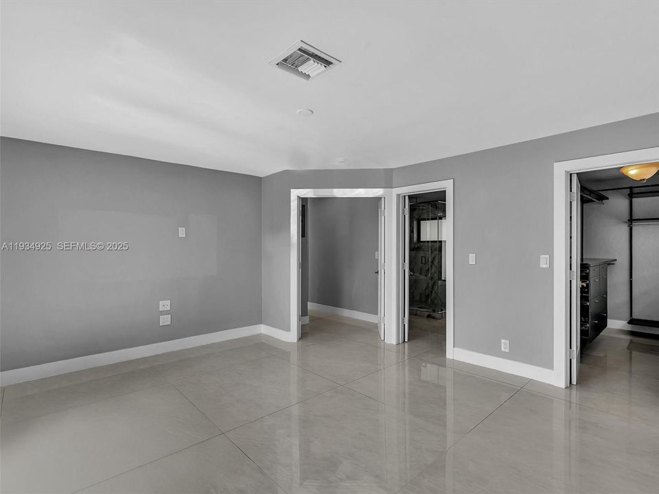 В аренду: $8,000 (2 спален, 2 ванн, 1456 Квадратных фут)