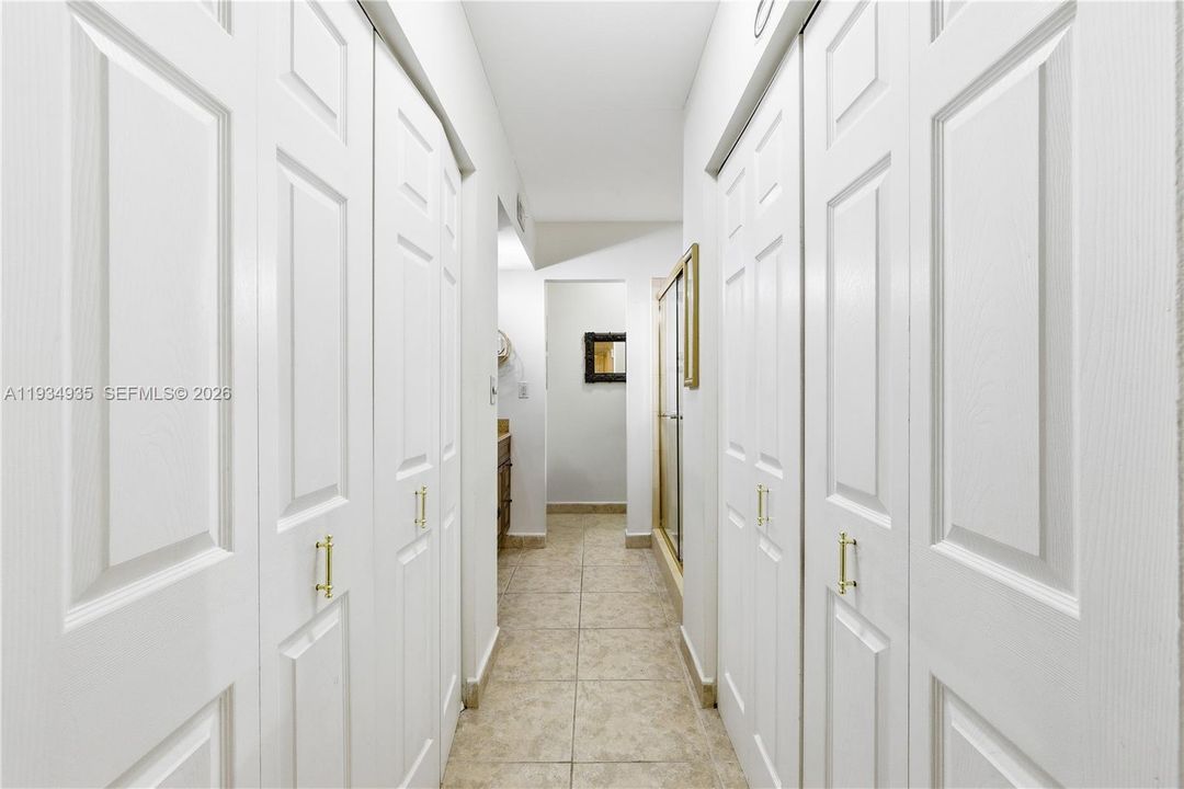 For Sale: $538,000 (3 beds, 2 baths, 1275 Square Feet)