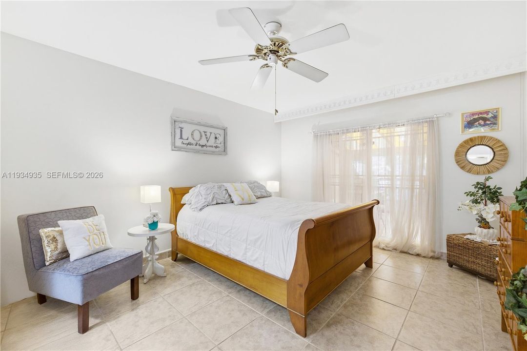 For Sale: $538,000 (3 beds, 2 baths, 1275 Square Feet)