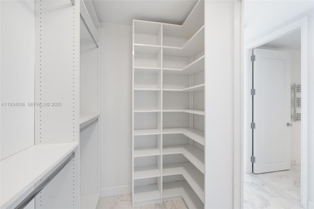 For Rent: $14,500 (2 beds, 2 baths, 2099 Square Feet)