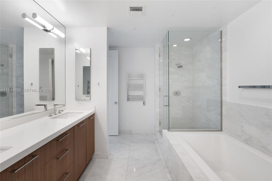 For Rent: $14,500 (2 beds, 2 baths, 2099 Square Feet)