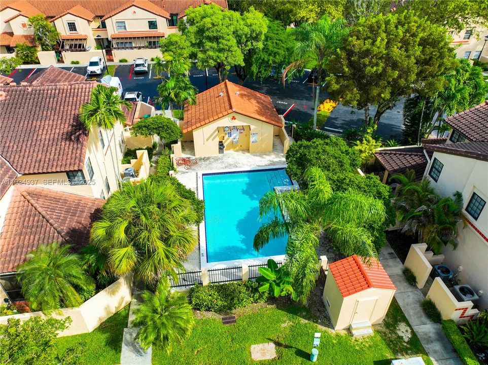 En Venta: $385,000 (2 camas, 2 baños, 1254 Pies cuadrados)