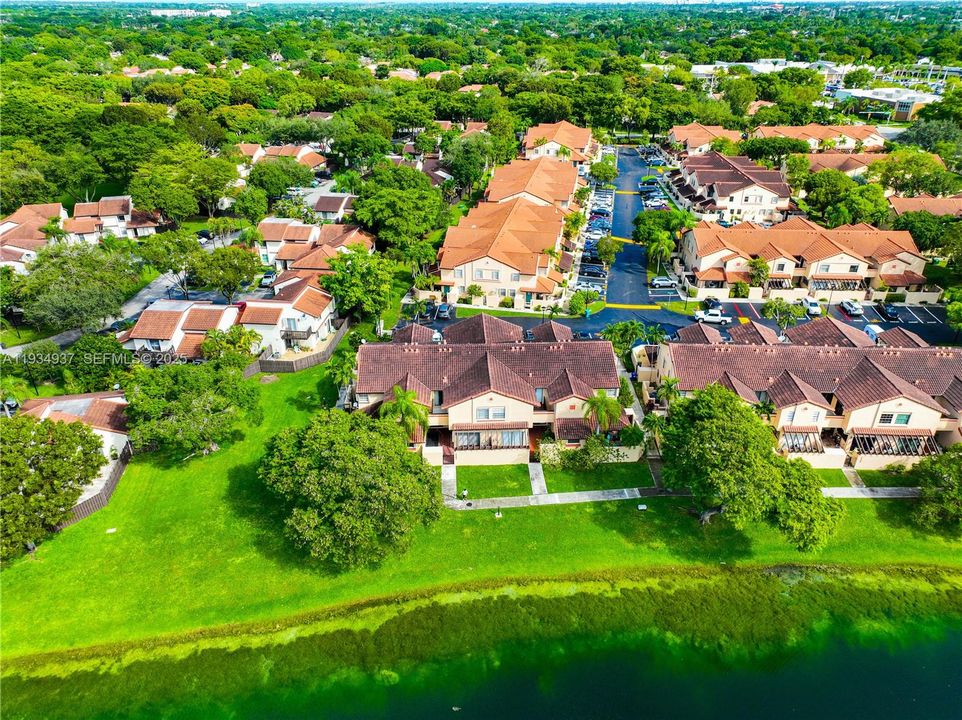 En Venta: $385,000 (2 camas, 2 baños, 1254 Pies cuadrados)