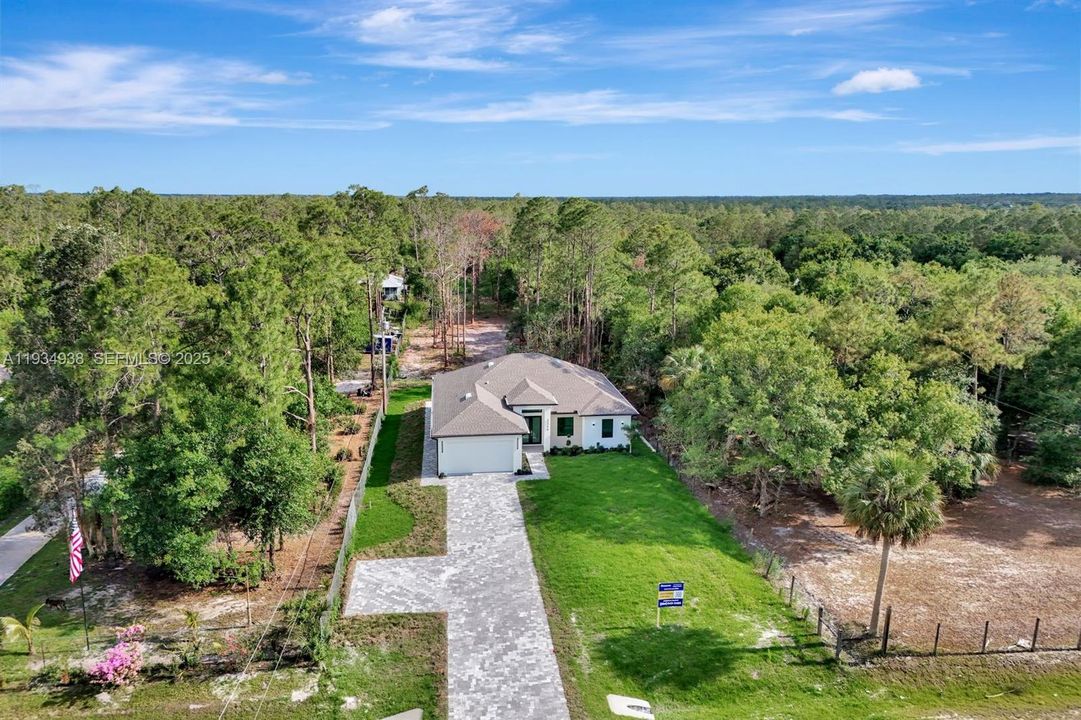 For Sale: $625,000 (4 beds, 3 baths, 1774 Square Feet)