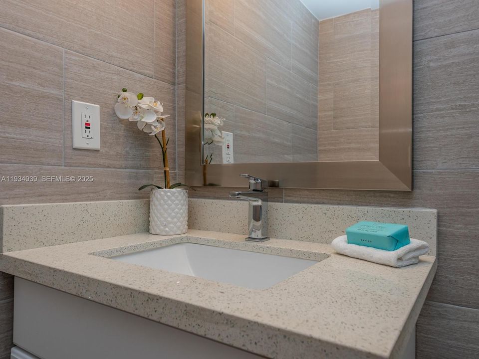 В аренду: $3,200 (0 спален, 1 ванн, 482 Квадратных фут)