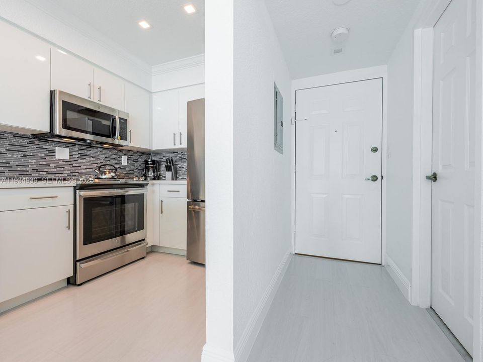 В аренду: $3,200 (0 спален, 1 ванн, 482 Квадратных фут)