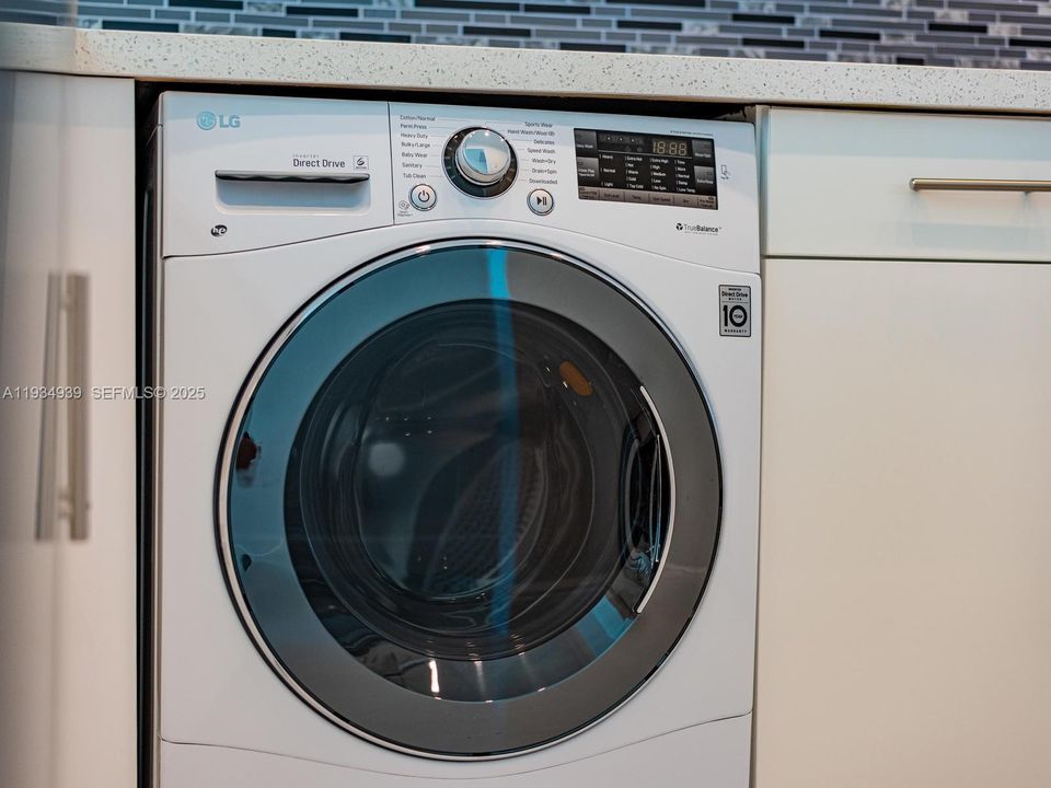 В аренду: $3,200 (0 спален, 1 ванн, 482 Квадратных фут)