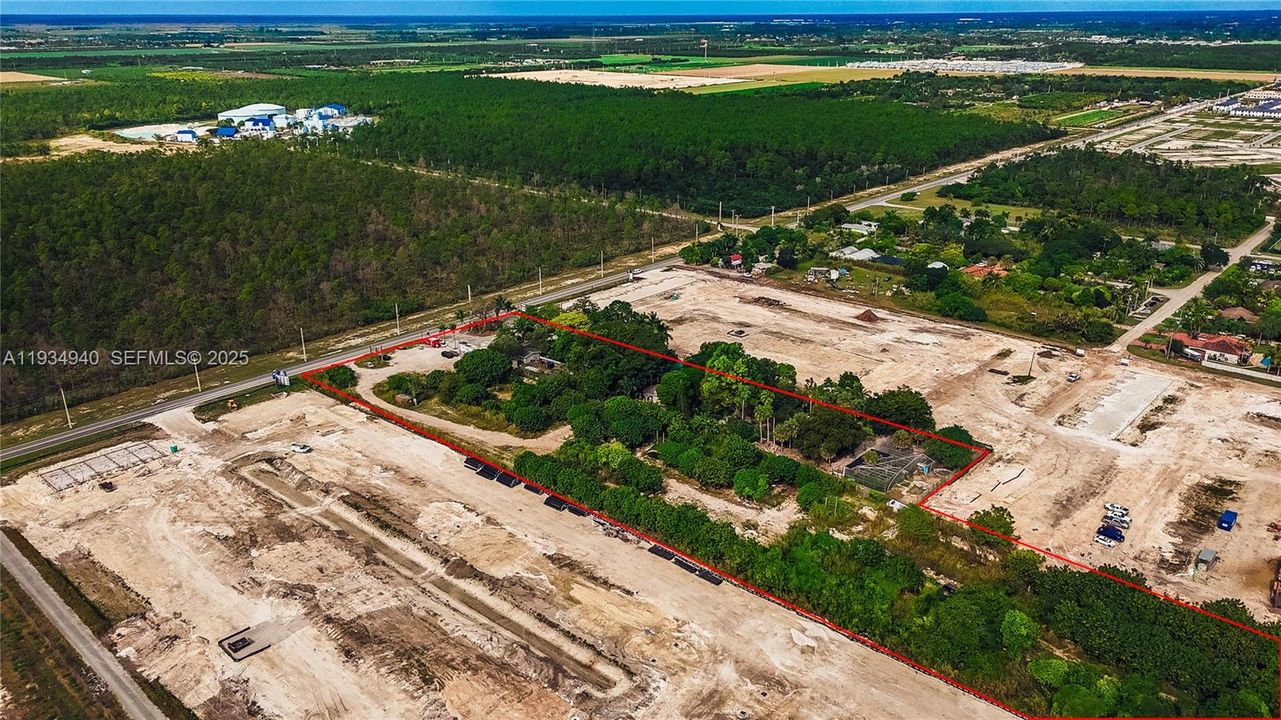 For Sale: $1,900,000 (83,635.00 acres)