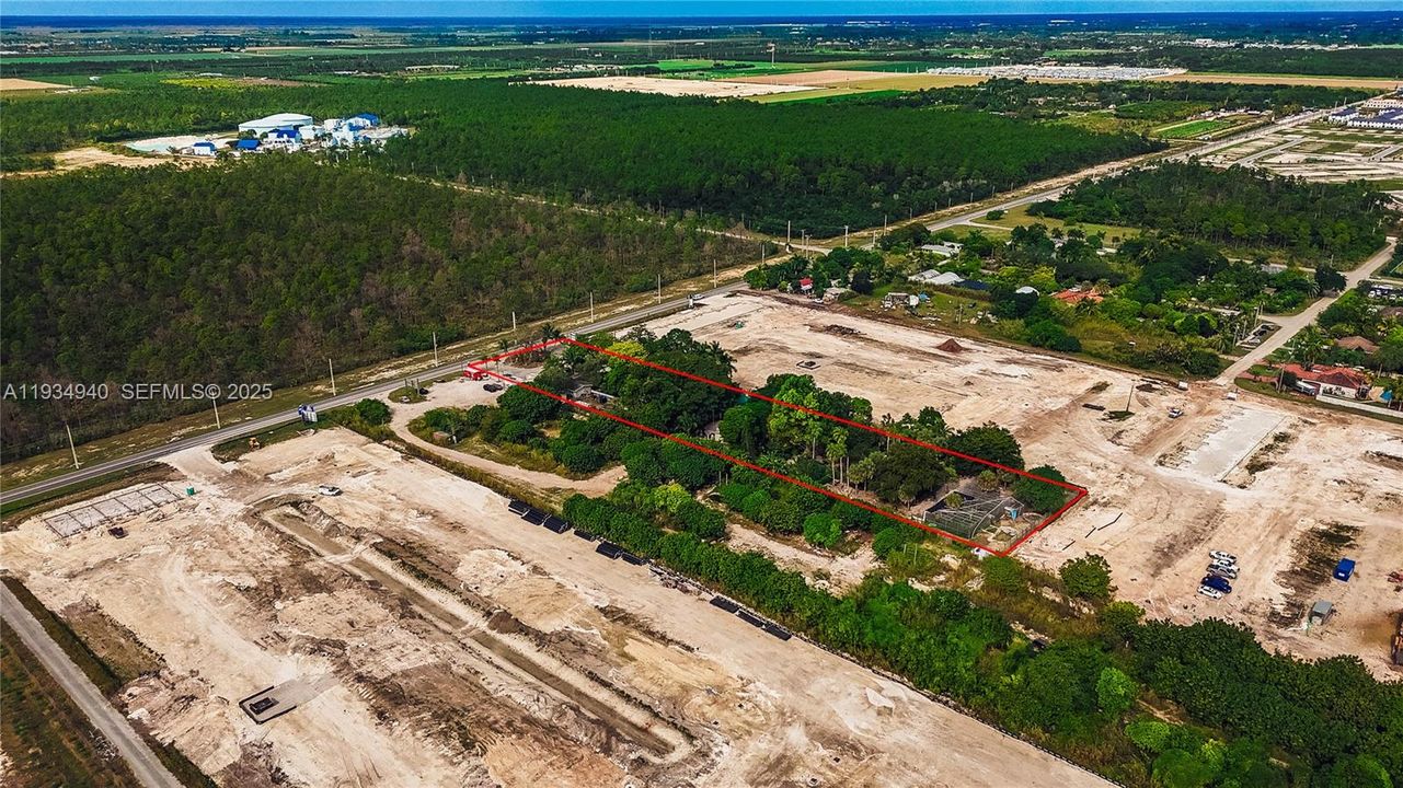 For Sale: $1,900,000 (83,635.00 acres)