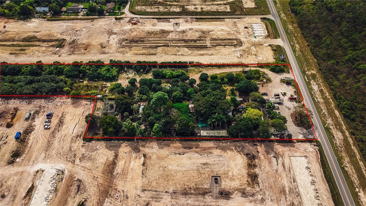 For Sale: $1,900,000 (83,635.00 acres)