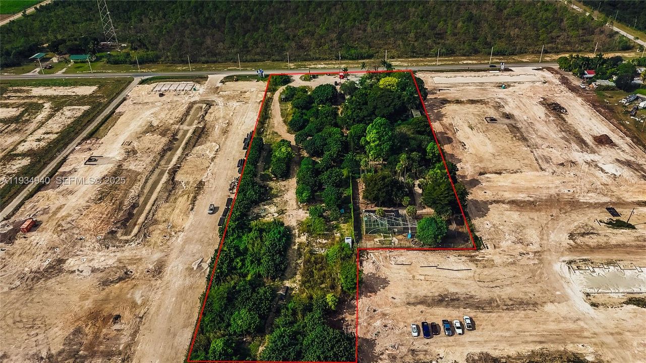 For Sale: $1,900,000 (83,635.00 acres)