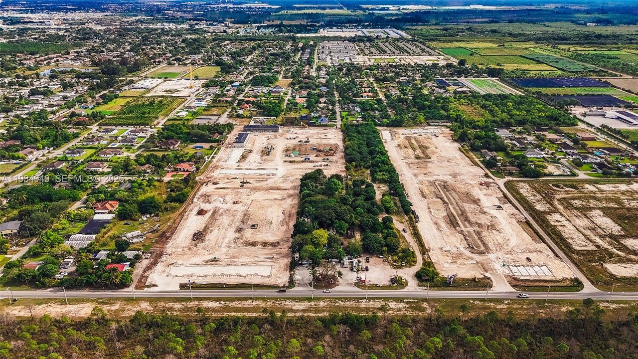 For Sale: $1,900,000 (83,635.00 acres)