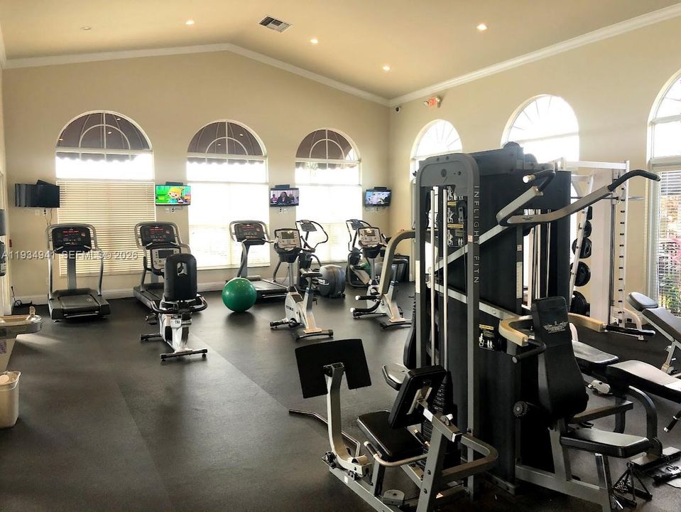 For Sale: $359,900 (3 beds, 2 baths, 1380 Square Feet)