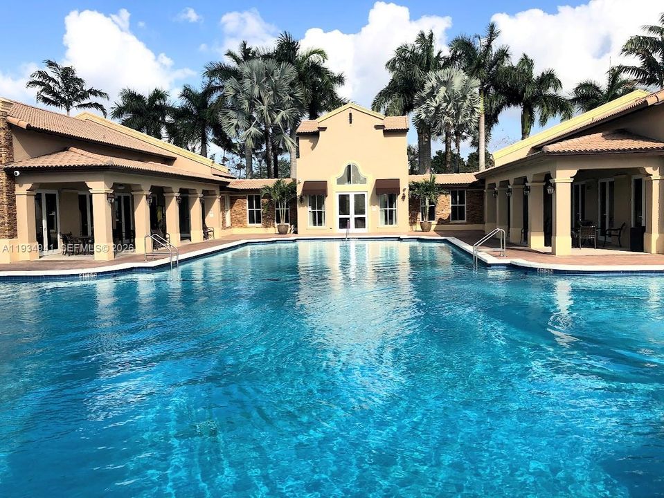 For Sale: $359,900 (3 beds, 2 baths, 1380 Square Feet)