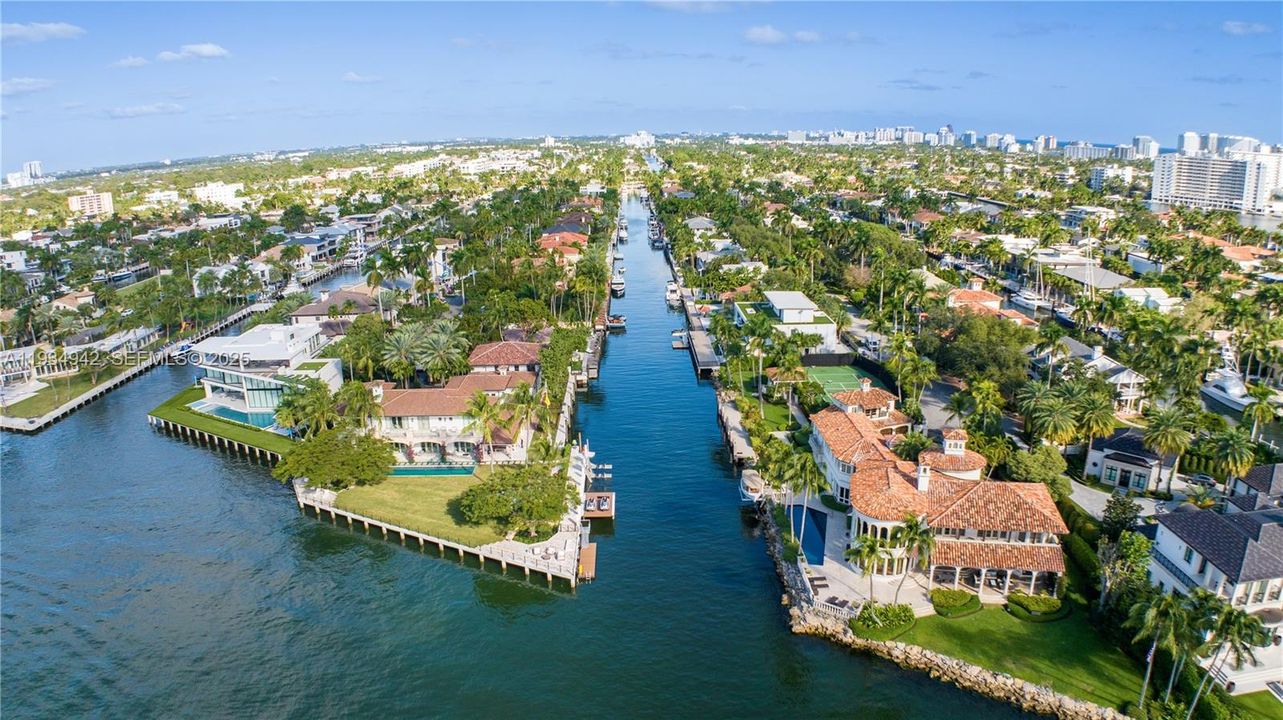 For Sale: $4,900,000 (4 beds, 4 baths, 3784 Square Feet)