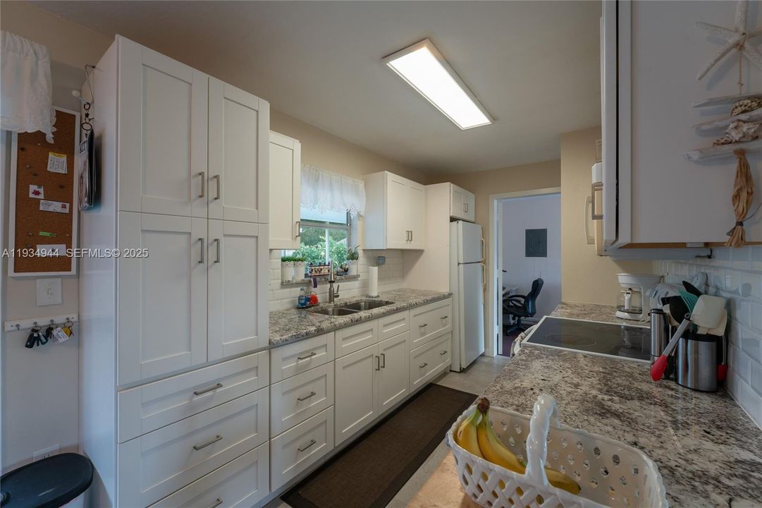 For Sale: $199,000 (2 beds, 1 baths, 0 Square Feet)