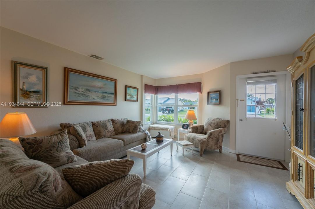 For Sale: $199,000 (2 beds, 1 baths, 0 Square Feet)