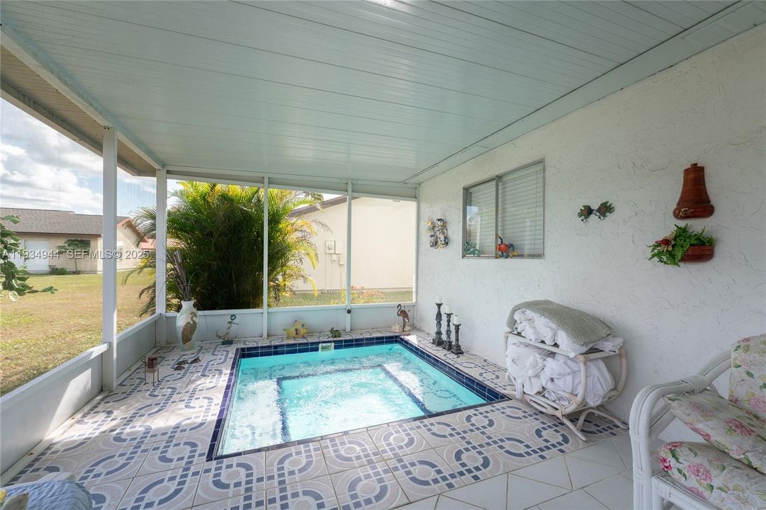 For Sale: $199,000 (2 beds, 1 baths, 0 Square Feet)