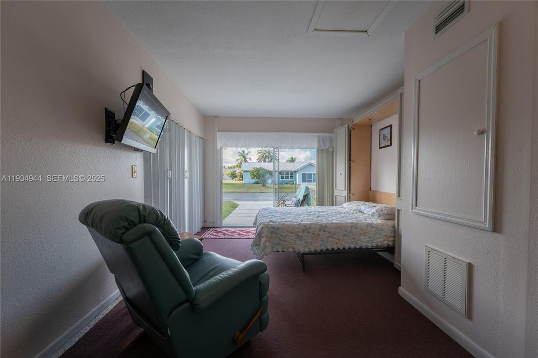 For Sale: $199,000 (2 beds, 1 baths, 0 Square Feet)