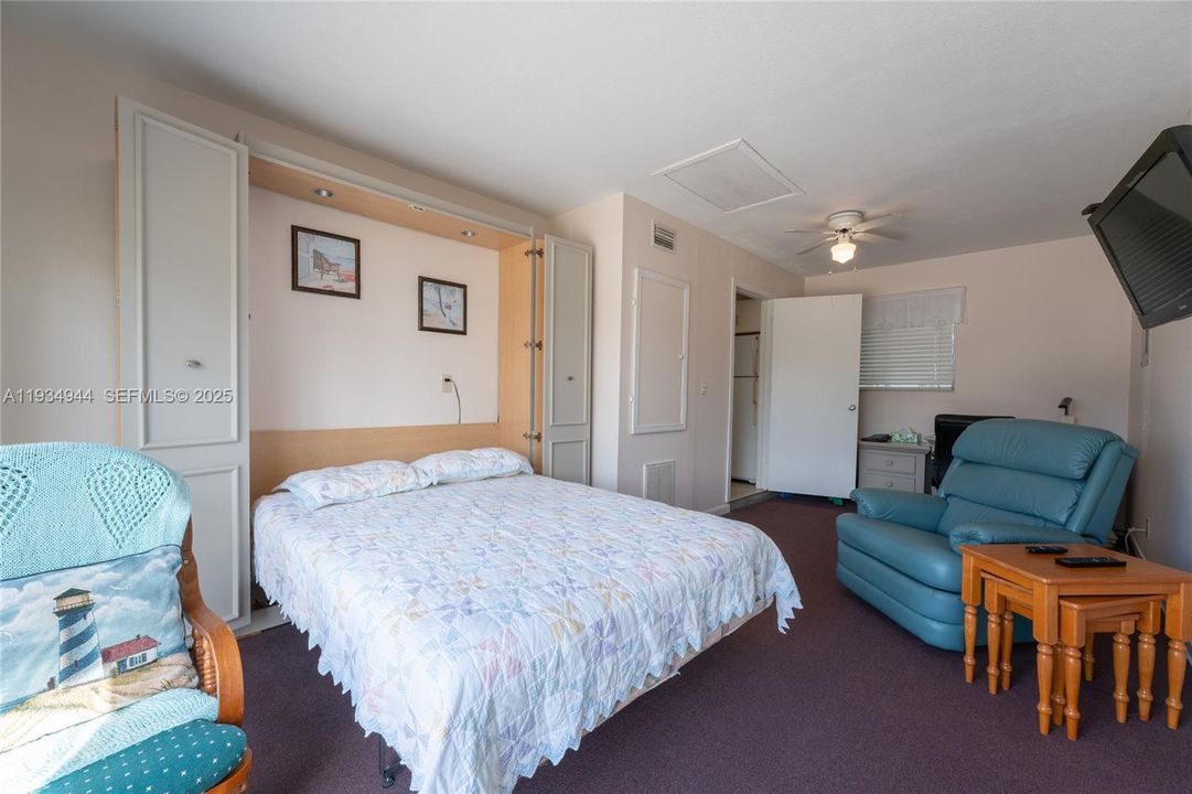 For Sale: $199,000 (2 beds, 1 baths, 0 Square Feet)