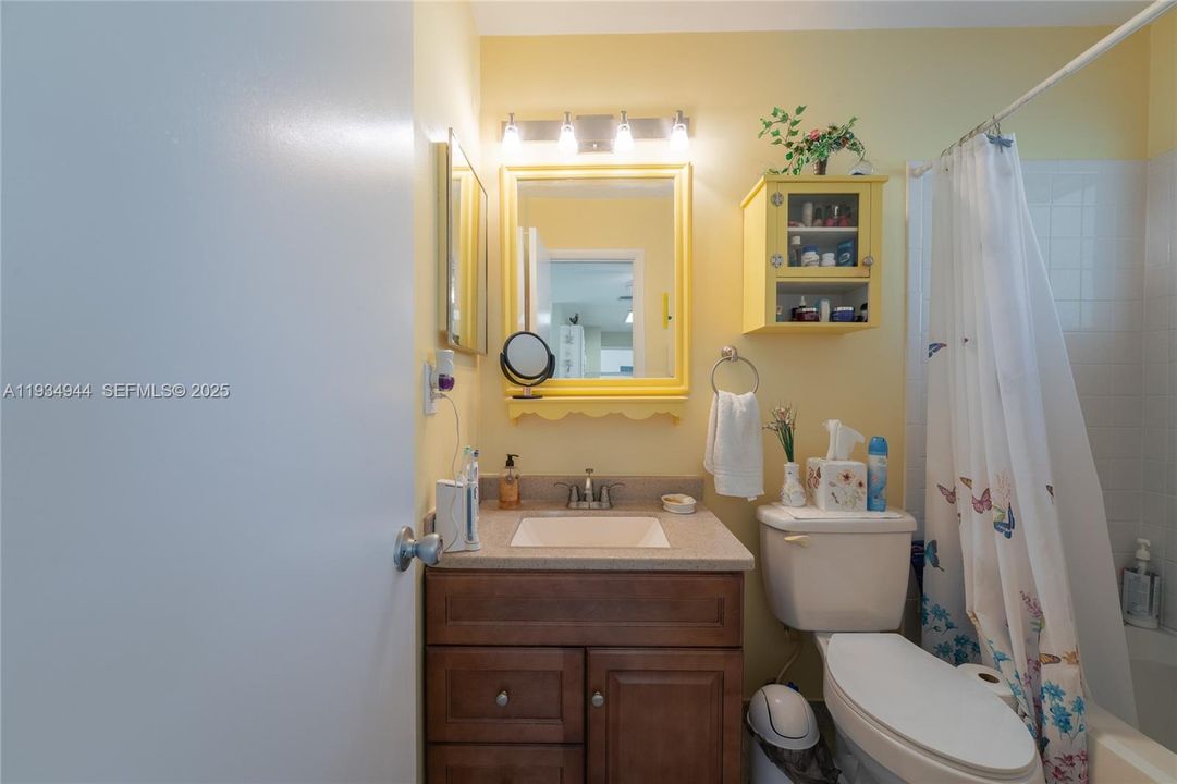 For Sale: $199,000 (2 beds, 1 baths, 0 Square Feet)