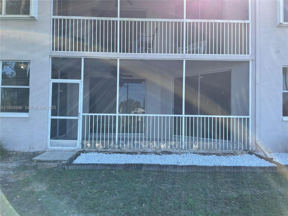 For Rent: $2,750 (2 beds, 2 baths, 1342 Square Feet)