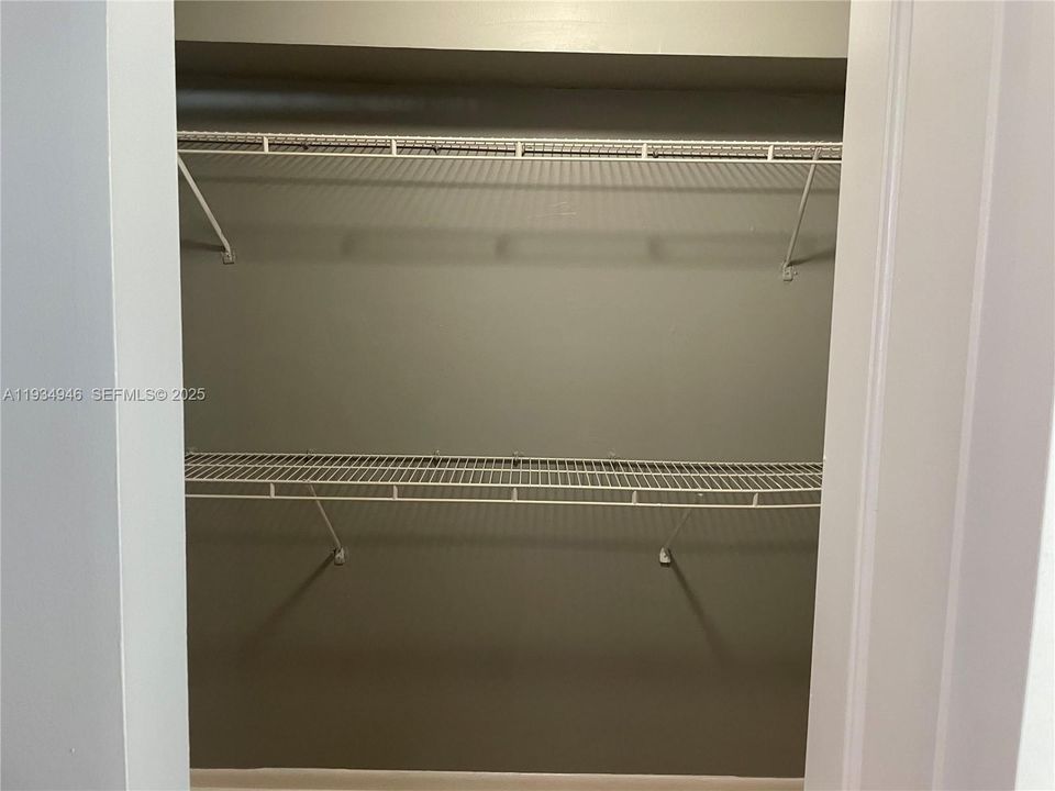 For Rent: $2,750 (2 beds, 2 baths, 1342 Square Feet)