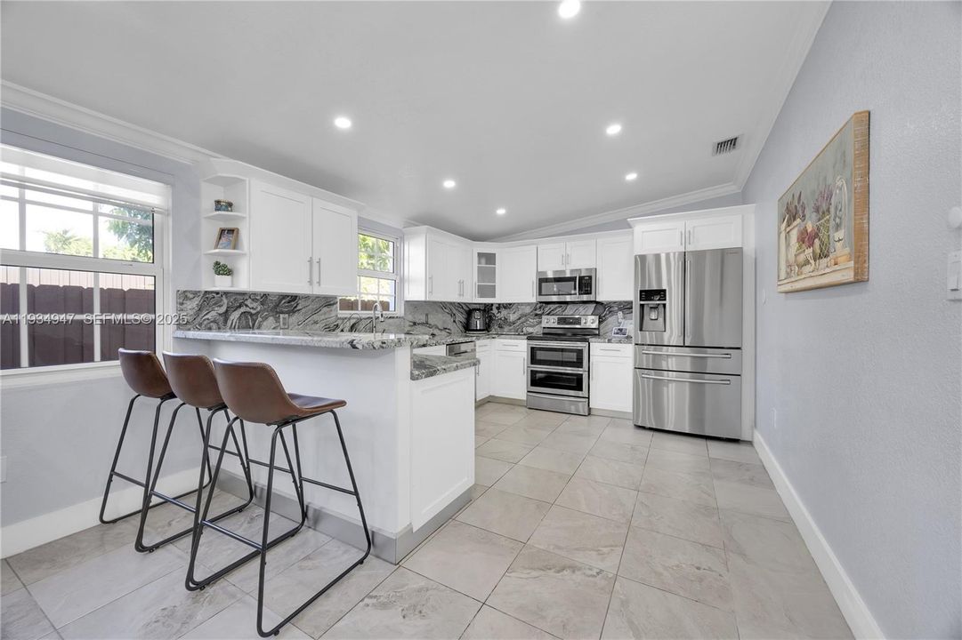 For Rent: $4,500 (3 beds, 2 baths, 2030 Square Feet)