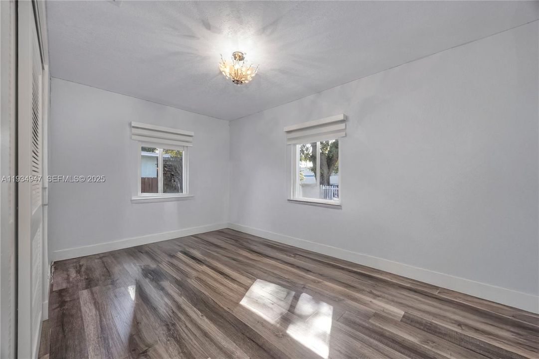 For Rent: $4,500 (3 beds, 2 baths, 2030 Square Feet)