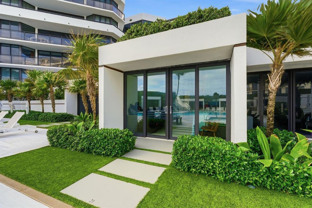 3100 S Ocean Blvd APT 403S Palm Beach FL