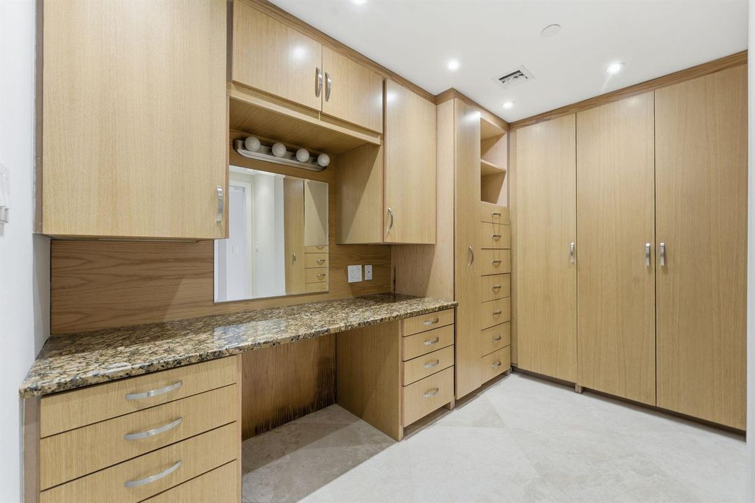 3100 S Ocean Blvd APT 403S Palm Beach FL