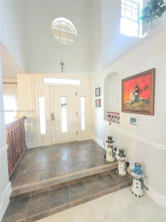 На продажу: $1,350,000 (5 спален, 3 ванн, 3767 Квадратных фут)