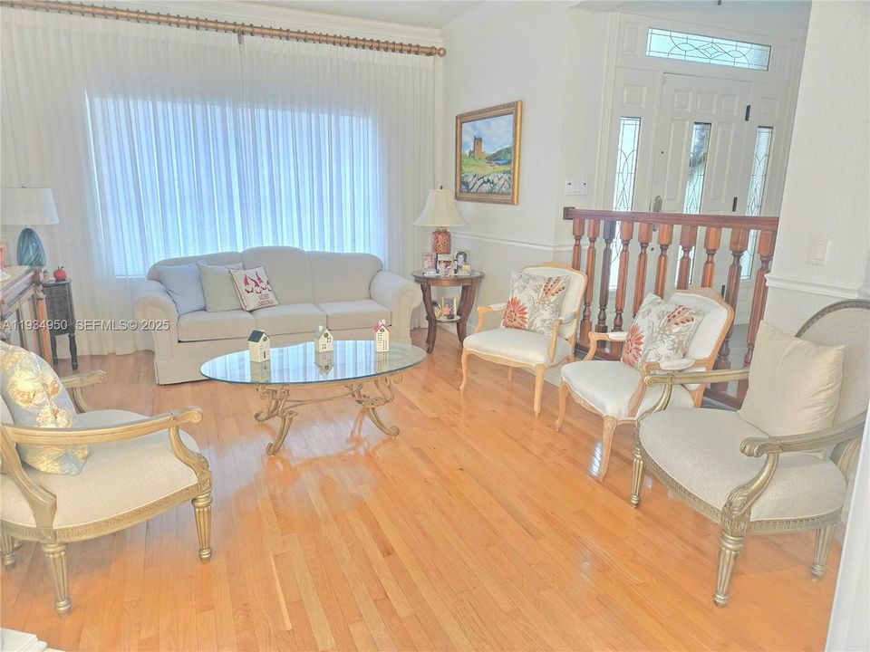 На продажу: $1,350,000 (5 спален, 3 ванн, 3767 Квадратных фут)