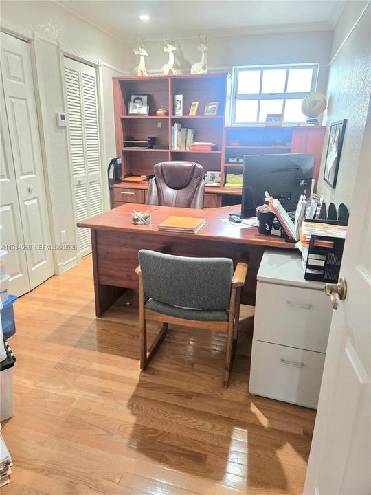 На продажу: $1,350,000 (5 спален, 3 ванн, 3767 Квадратных фут)