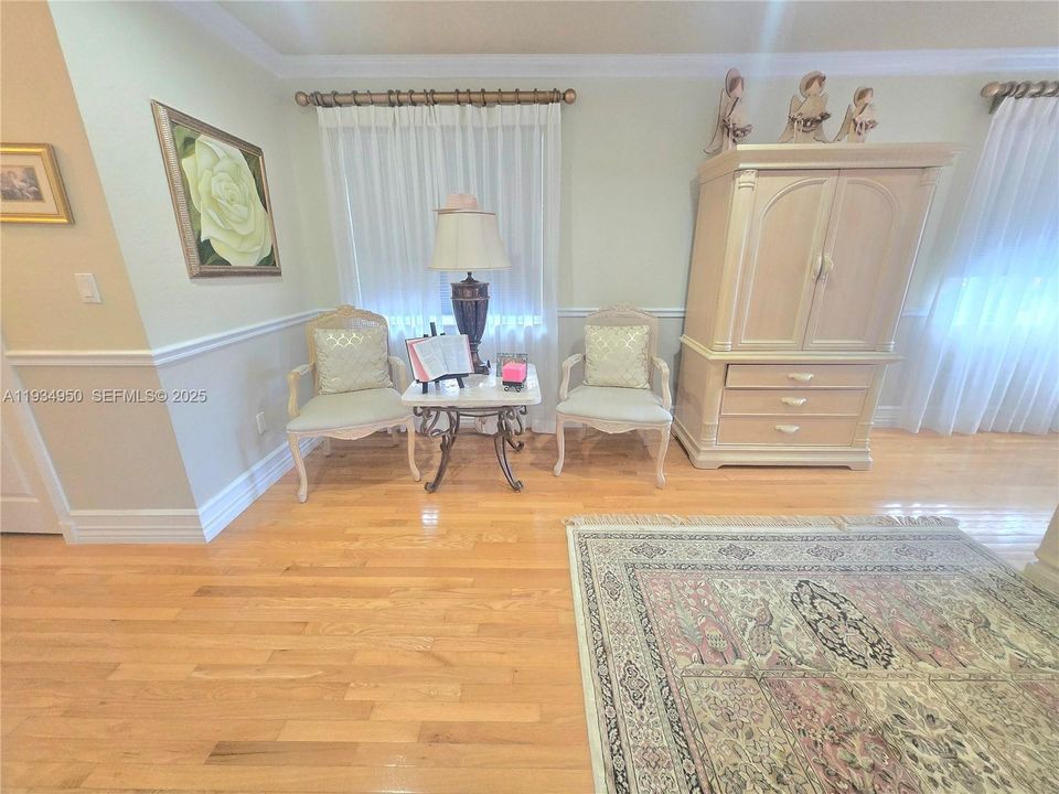 На продажу: $1,350,000 (5 спален, 3 ванн, 3767 Квадратных фут)