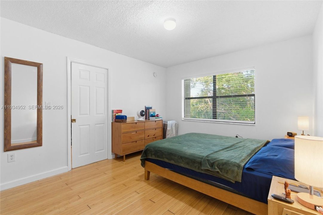 Недавно продано: $212,000 (1 спален, 1 ванн, 546 Квадратных фут)