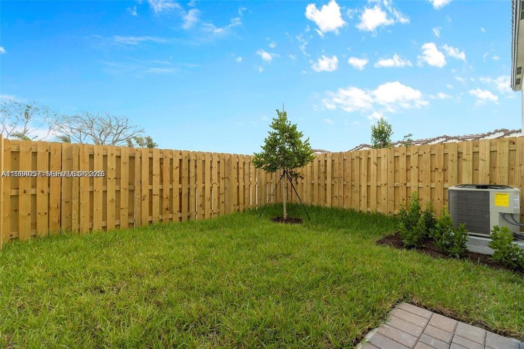 В аренду: $2,850 (3 спален, 2 ванн, 1442 Квадратных фут)