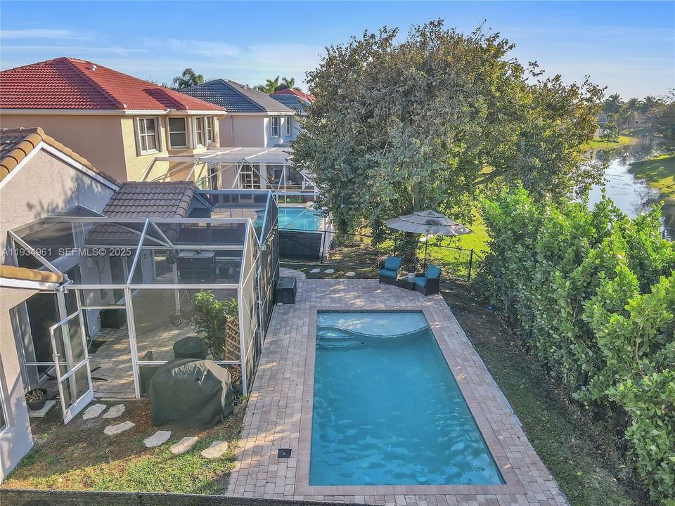 待售: $700,000 (3 贝兹, 2 浴室, 1842 平方英尺)