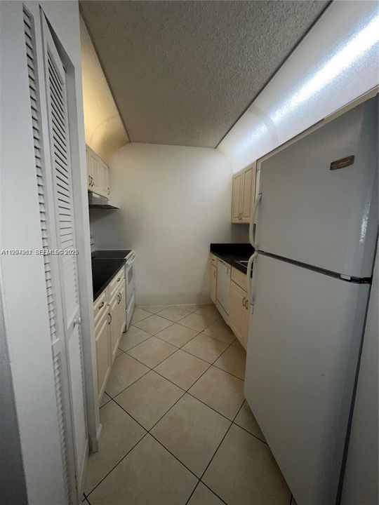 En Renta: $2,000 (2 camas, 2 baños, 840 Pies cuadrados)