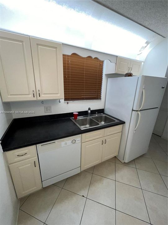 En Renta: $2,000 (2 camas, 2 baños, 840 Pies cuadrados)