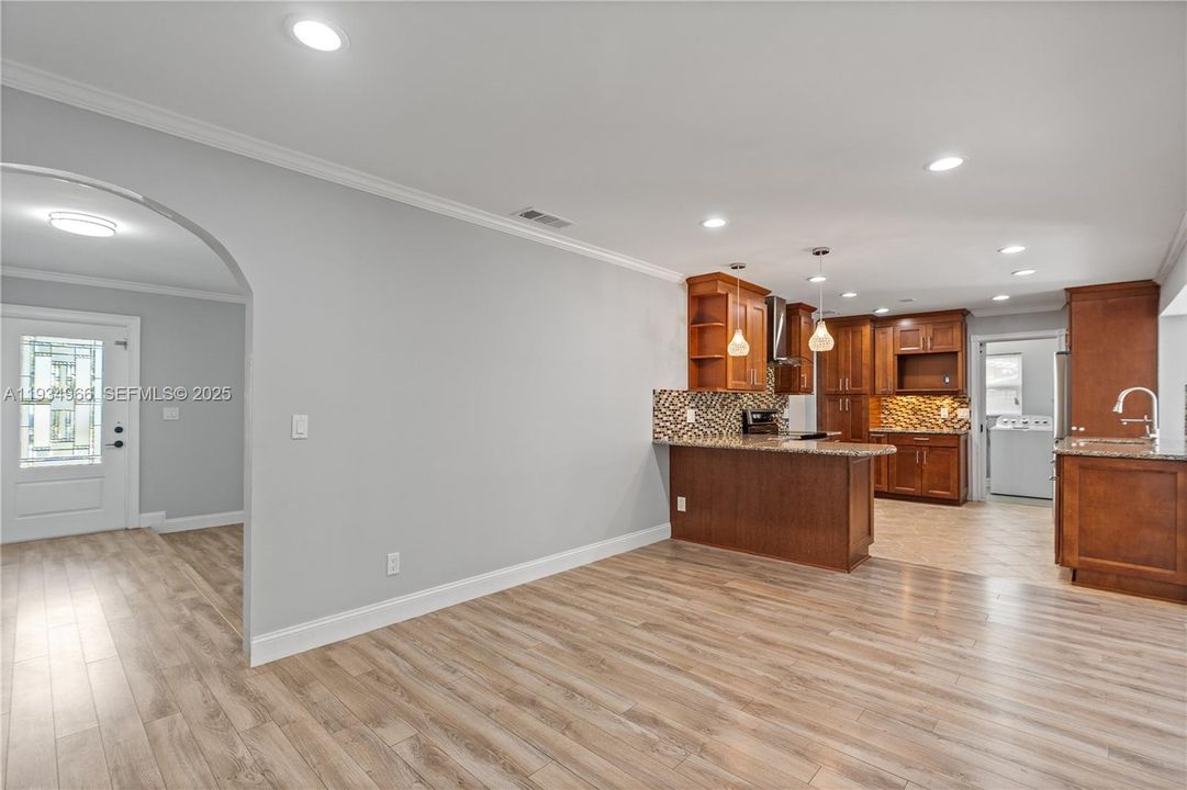 En Renta: $3,500 (3 camas, 2 baños, 1907 Pies cuadrados)